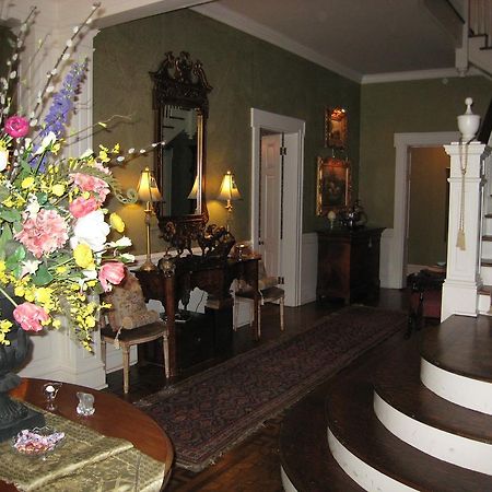 Belle Oaks Inn Gonzales Екстер'єр фото